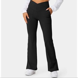 HALARA | Crossover Pocket Split Hem Flare Leggings
